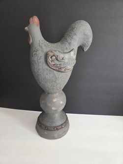 Pretty decor in excellent condition like new