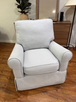 Pottery Barn Kids Glider in color Brushed Crossweave Light Gray