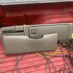 01 Silverado Glove Box