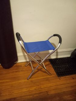 Orthopedic portable folding chair