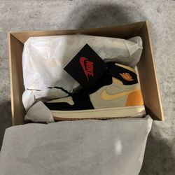 Nikes/jordans