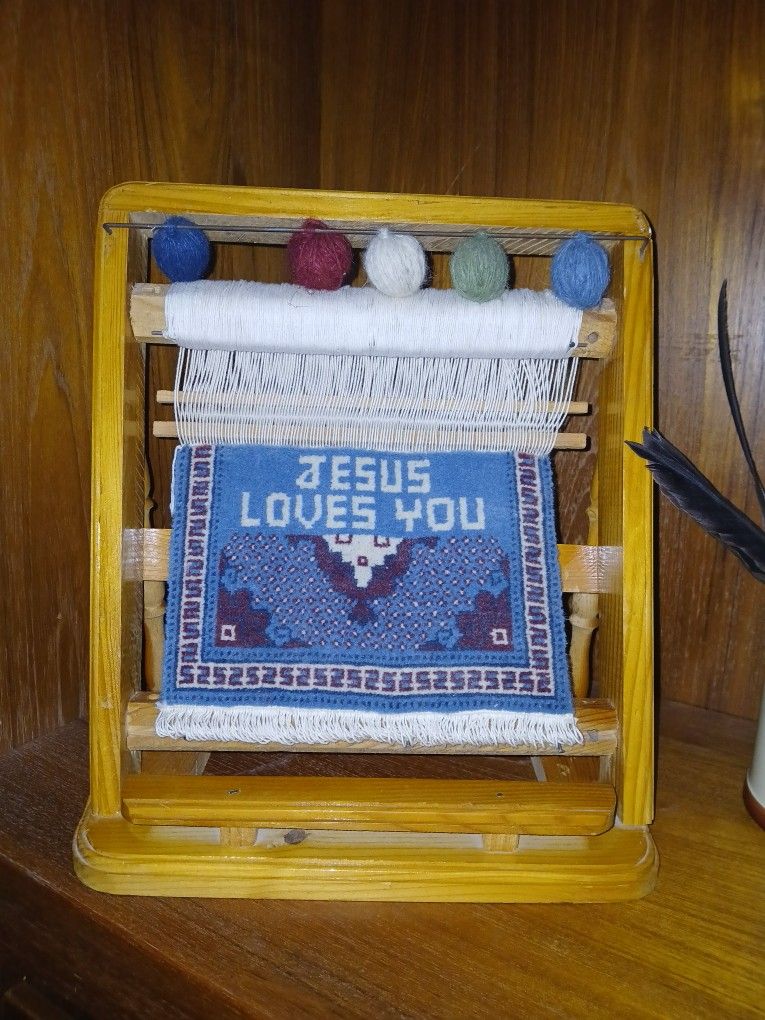 Vintage DANISH Small LOOM DECORATION