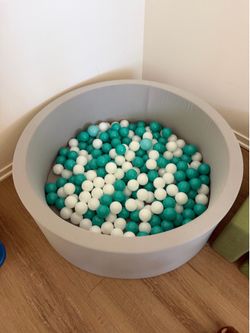 FREE toddler ball pit