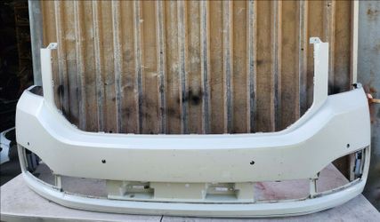 2015-2020 GMC Yukon Front Bumper Cover OEM