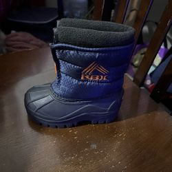 Toddler Snow Boots Size 7 