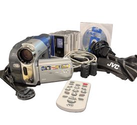 JVC GR-D72U MiniDV Camcorder Complete Working OEM Box Kit w/ Charger Battery Tapes