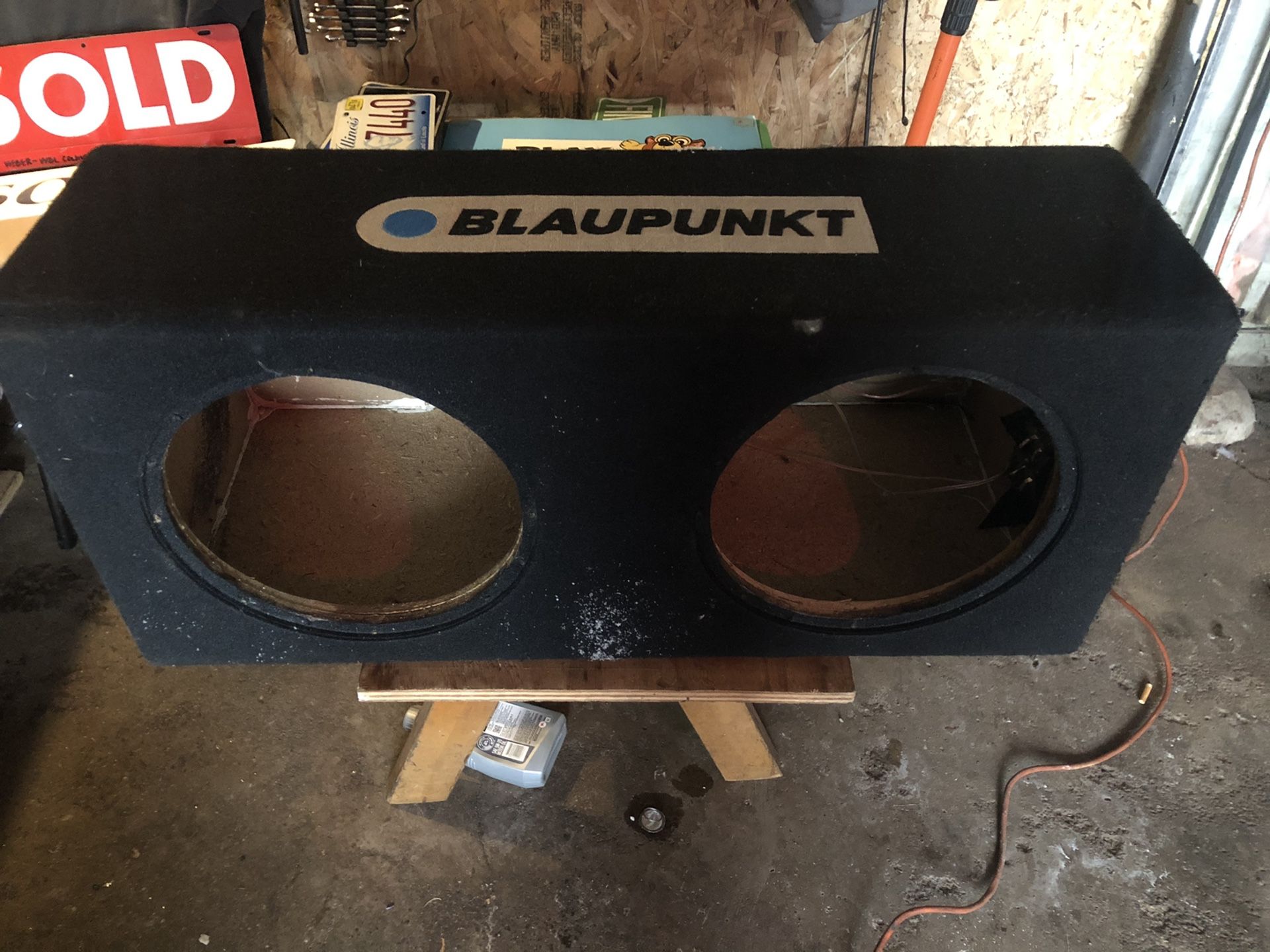 12’ speaker box