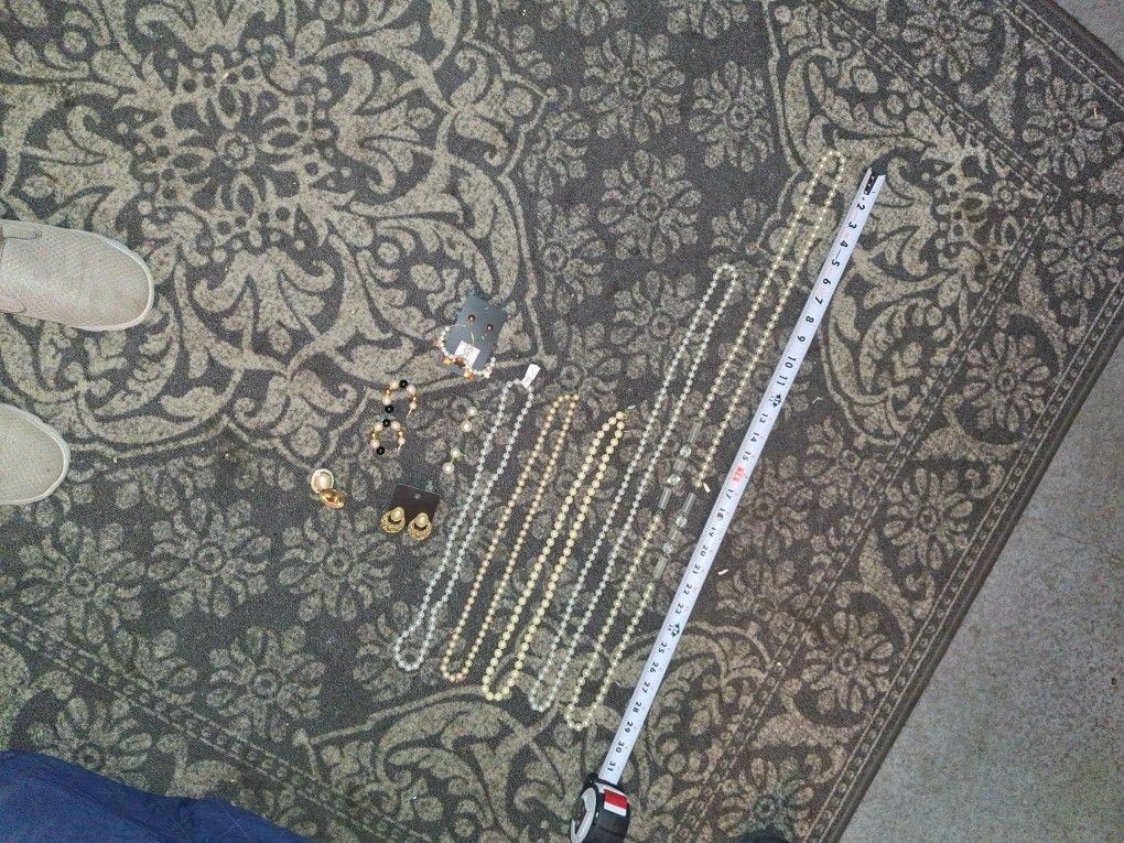 Pearls & More Pearls