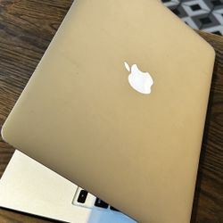 Apple MacBook Air 13” Core i5 processor 4GB RAM 256GB SSD STORAGE DRIVE $175 