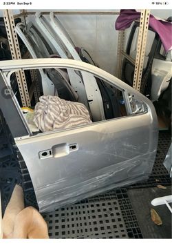 2022–2025 Ford Maverick OEM Front Right Passenger Door Shell