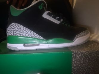 Pine Green Jordan 3s