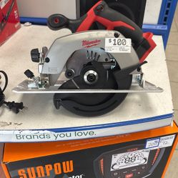 Milwuakee Circular Saw