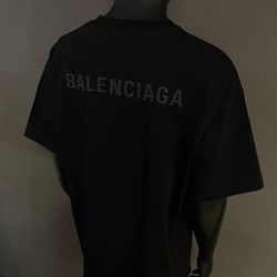 B A L E N C I A G A T Shirt