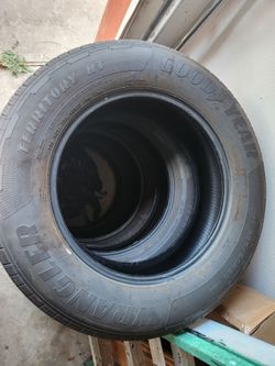 275/60R20 tires