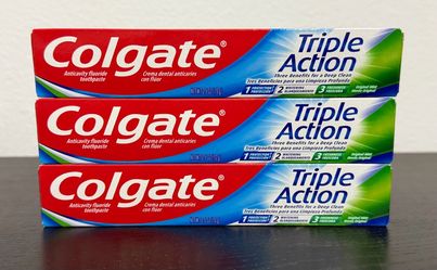 Colgate Triple Action Toothpaste 24-Pack