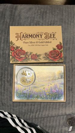 2026 Harmony Bee 5 oz .999 copper, silver/gold-gilded round