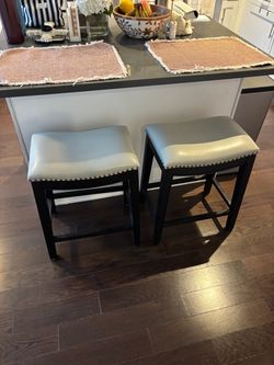 Kitchen bar stools