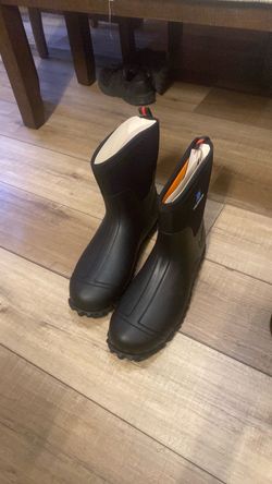 black Trudave Rubber Boots featuring a mid-calf waterproof design