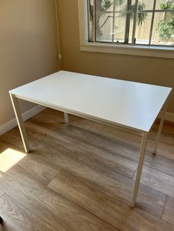 IKEA Melltorp table and chairs like new