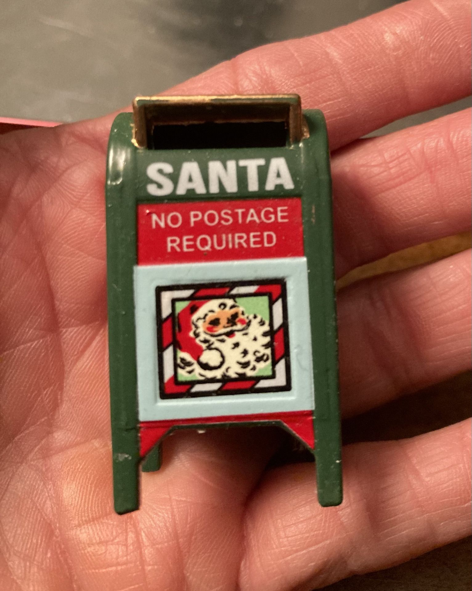 Lemax Letters To Santa Mailbox 