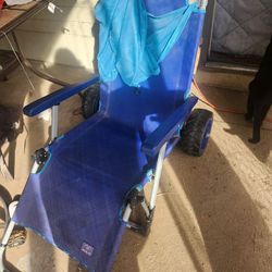 Wheels Lounger Chair With  Carry Basket