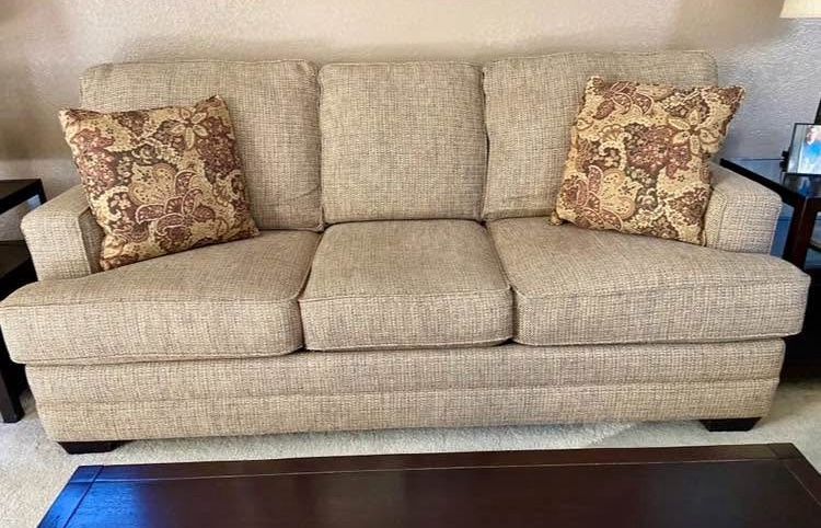 Bassett Upholstered Sofa