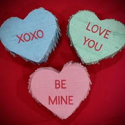 Valentine Pinata 