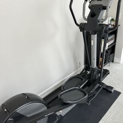 NordicTrack AudioStrider 800 Elliptical
