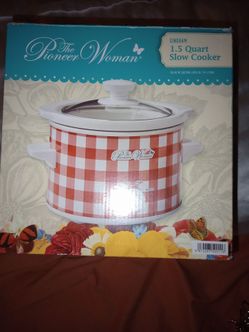 Slow cooker