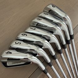 Titleist 714 AP2 Iron Set 4-PW Dynamic Gold S-300 +1/2” New Grips Men’s Right Handed