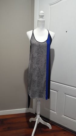 NWOT BCBGMAXAZRIA dress, size medium
