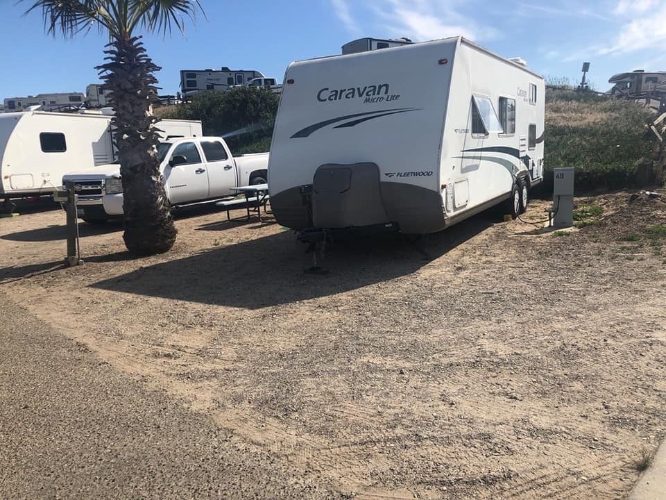 2005 Caravan Mini Lite Travel Trailer 