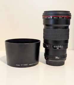 Canon EF 200mm f/2.8L II USM and lens hood