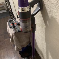 Cordless Vacuum