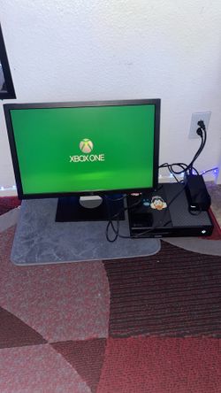 Xbox 1 and monitor