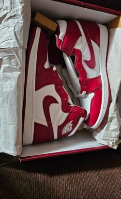 BNIB Men's Jordan 1 High OG Artisanal Red Size 10.5
