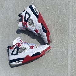 Jordan 4 Fire Red