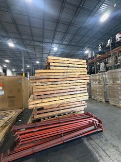 Large pallets