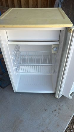 Mini-fridge