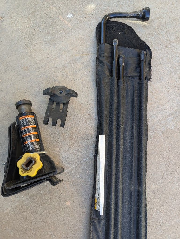 Chevy Silverado Jack And Wheel Lug Wrench Kit