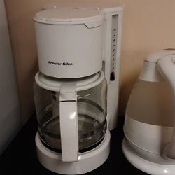 Moving Out Sale - A Lot Of Household Items