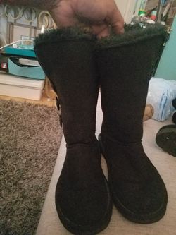 sz6 wmns uggs great con if up i hve it