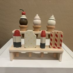 Hearth And Hand Magnolia Kids Popsicle And Ice Cream Set