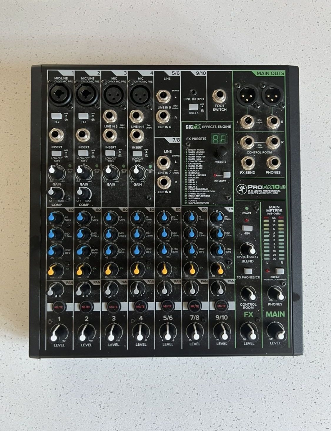Mackie profx10v3 10-channel effects mixer