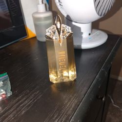 Mugler Alien Goddess Perfume 