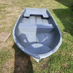 10 Ft Fiberglass Boat
