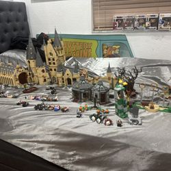LEGO Harry Potter LOT - Hogwarts Castle Hagrid’s Hut And More!