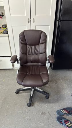 Executive leather office chair