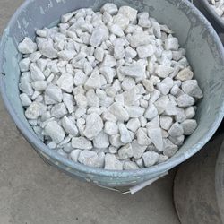 White Gravel White Rocks 