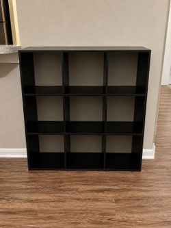 Black shelf’s